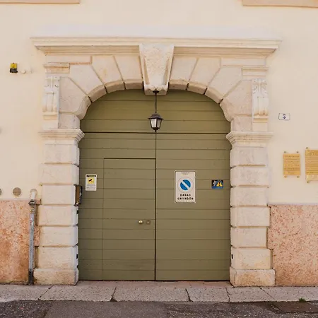 Apartment Loft Artigliere Centro 120mq 4